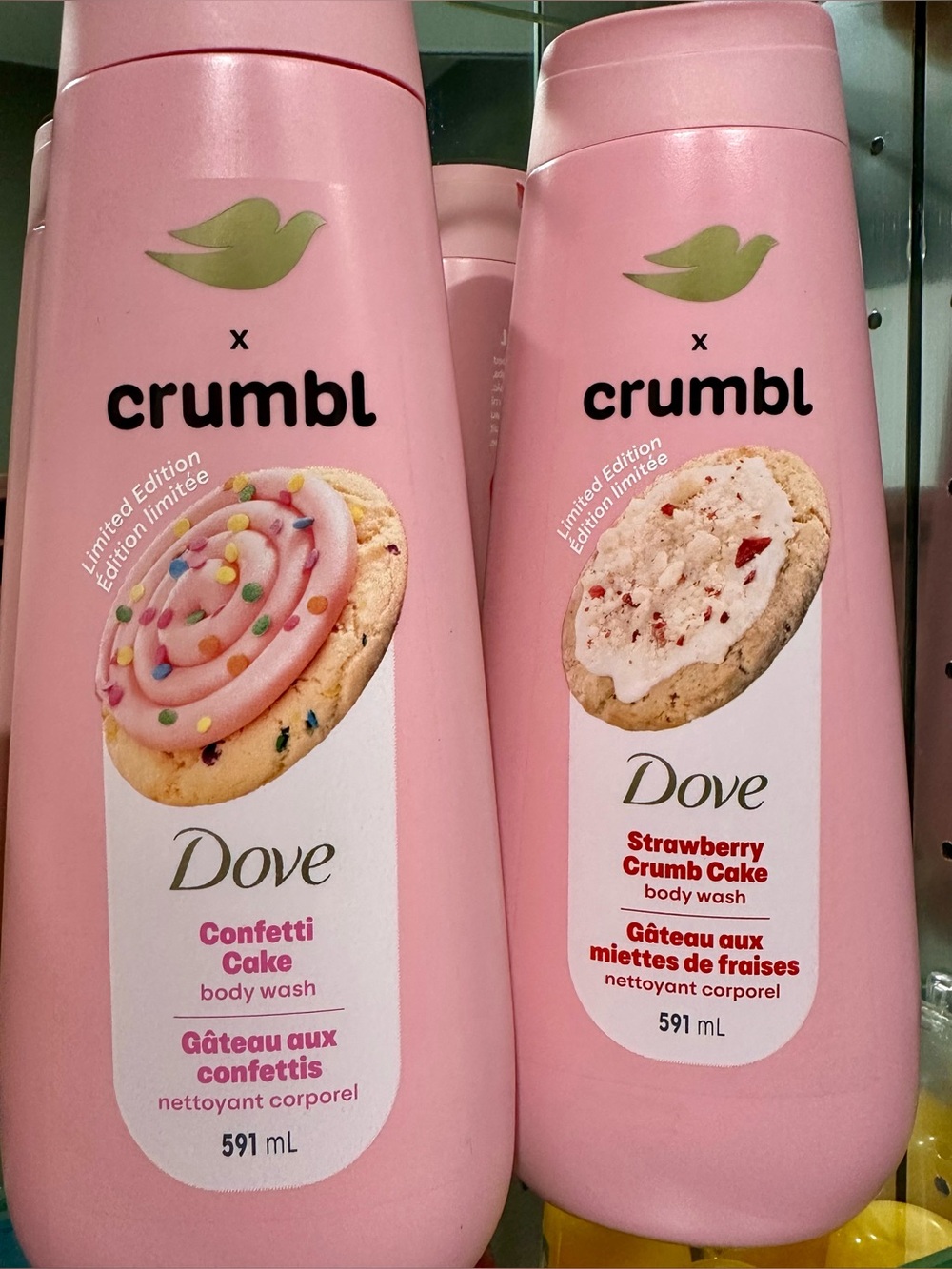 NEW Dove x Crumbl Limited Edition Body Care Bundle - 2 Body Washes + 1 Scrub 🍓🎂